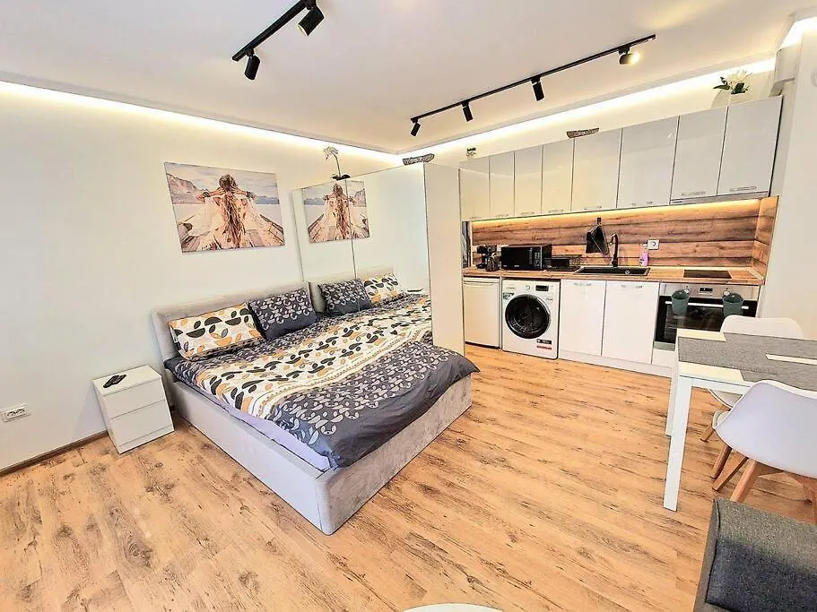 Apartament Light Studio Warna Bułgaria